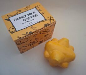Spore mini sculpture with box